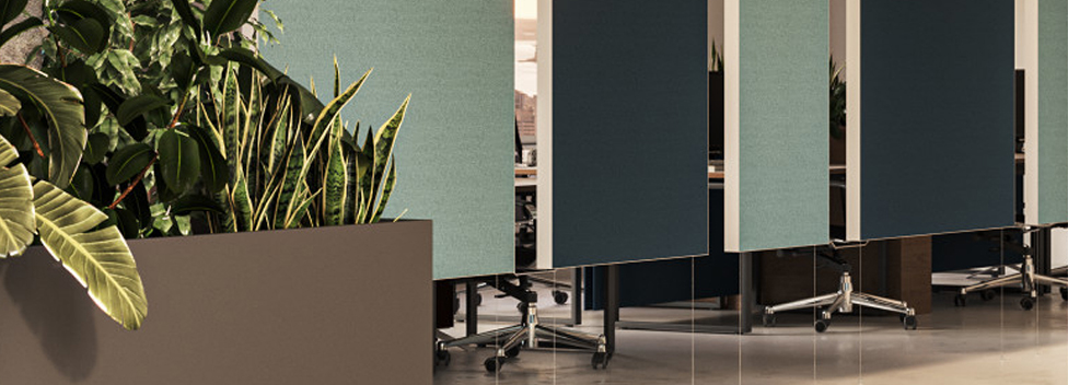Creating acoustic zones in open plan spaces with Rockfon Hanging Dividers 