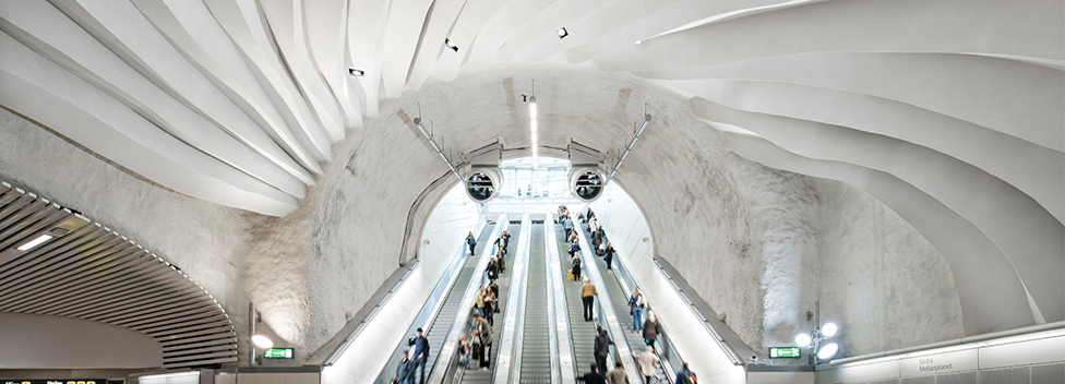 High sounds absorption with mono acoustic ceiling